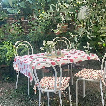 La Casa Di Giobatta Bed and Breakfast Tovo San Giacomo Εξωτερικό φωτογραφία