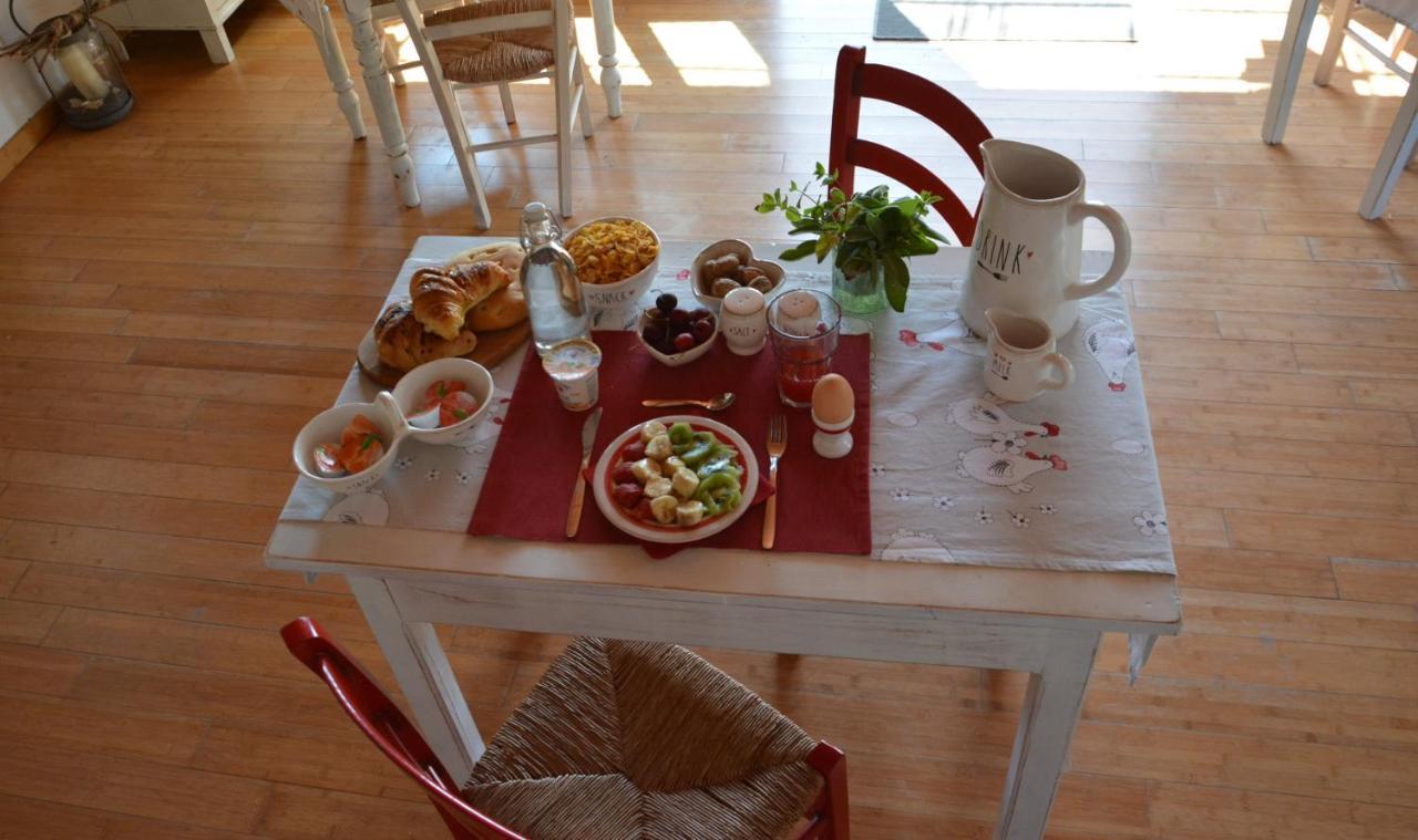 La Casa Di Giobatta Bed and Breakfast Tovo San Giacomo Εξωτερικό φωτογραφία